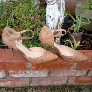 Nine West Tan Heels